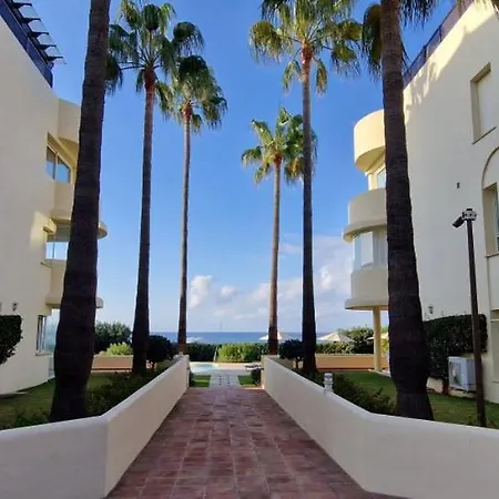 アパート Beachfront Neptuno I, Complex,views,pool,garden, Elviria