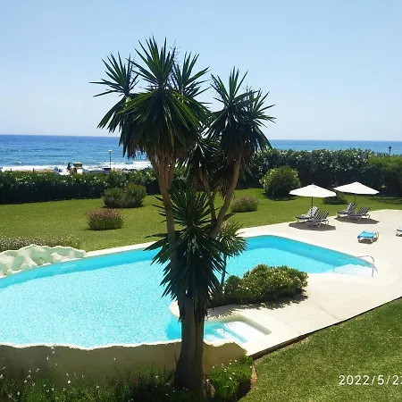 Lägenhet Beachfront Neptuno I, Complex,views,pool,garden, Elviria